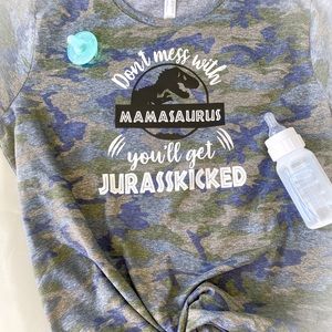 Mamasaurus tee shirt